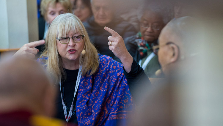 Patricia Jennings während ihrer Präsentation über Stress unter den Lehrkräften am letzten Tag des 33. Mind & Life Dialogs in Dharamsala, HP, Indien am 16. März 2018. Foto: Tenzin Choejor